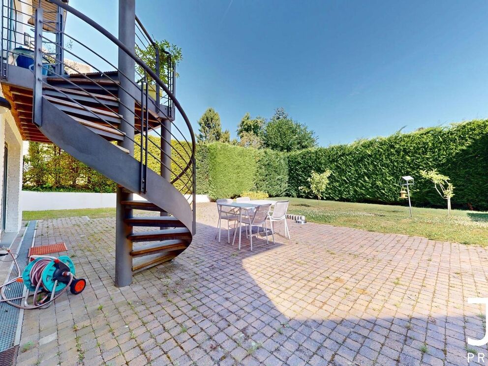 Villa te huur in Sint-Pieters-Woluwe